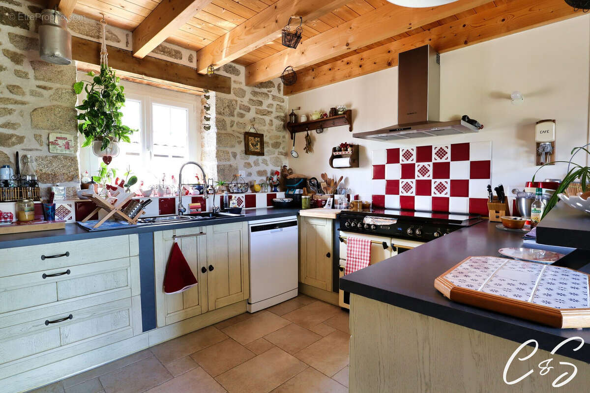 Maison à PLOBANNALEC-LESCONIL