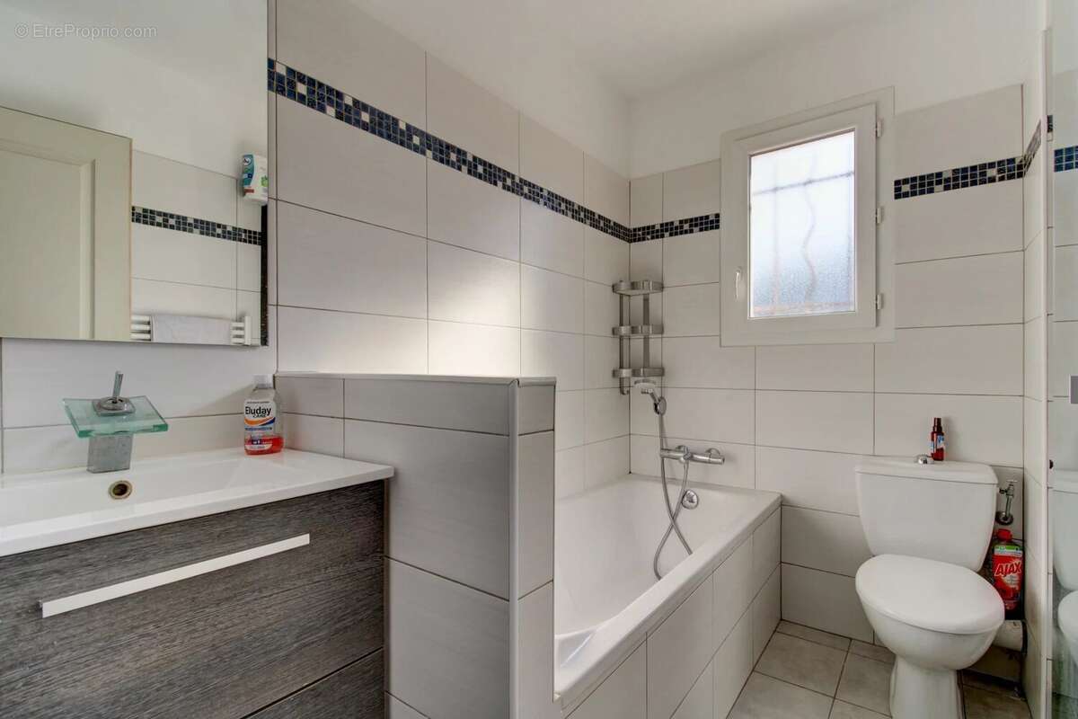 Maison à SAINT-MARTIN-DU-VAR