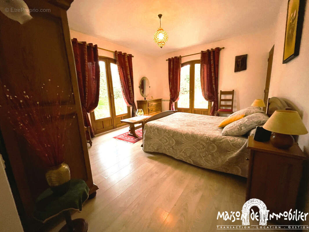 Maison à MESCHERS-SUR-GIRONDE