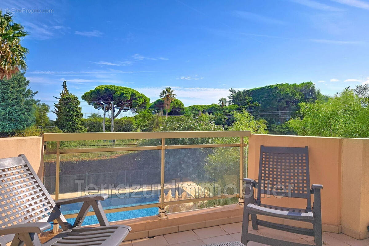 Appartement à VALLAURIS