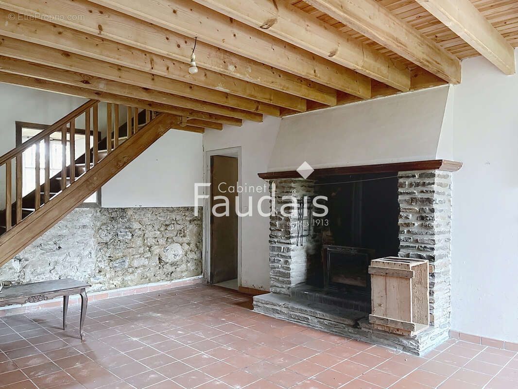 Maison à LE LOREY