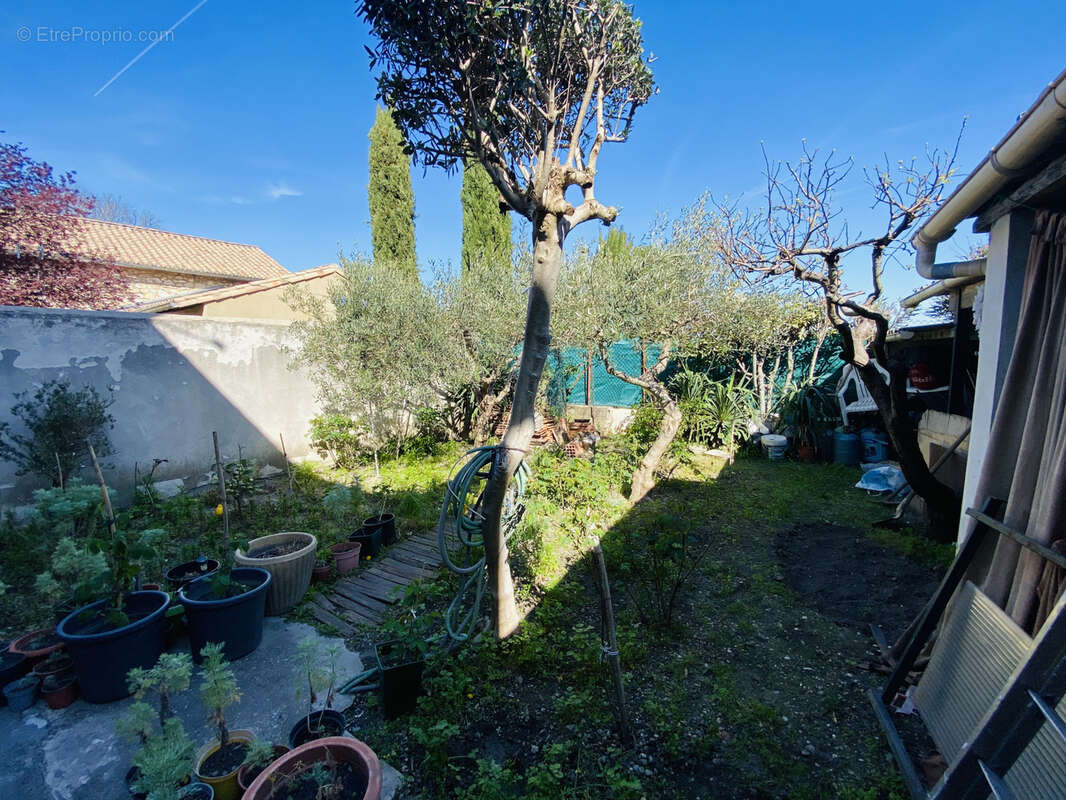 Maison à VILLENEUVE-LES-AVIGNON