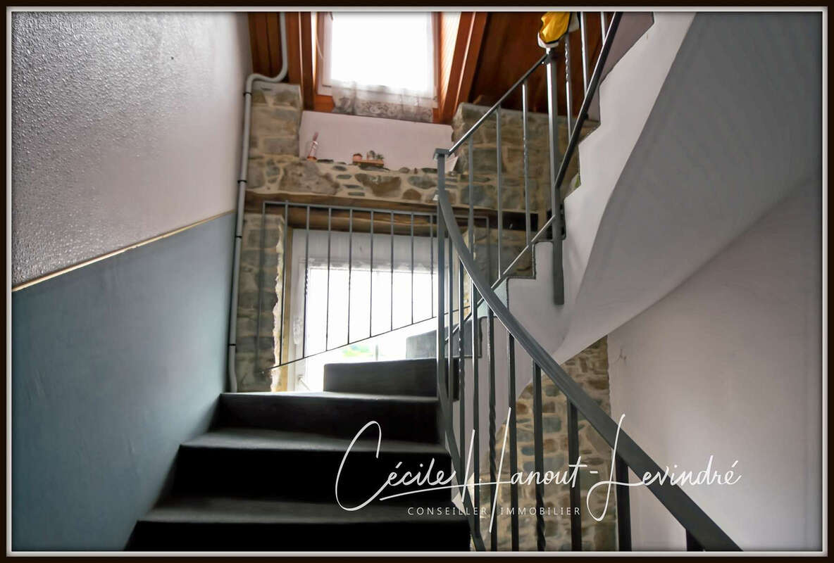 LE VIVIER SUR MER - Centre. Immeuble de rapport 3 appartements de 39 m2 / 32 m2 / 42 M2. Terrain 173 m2 - photo 10