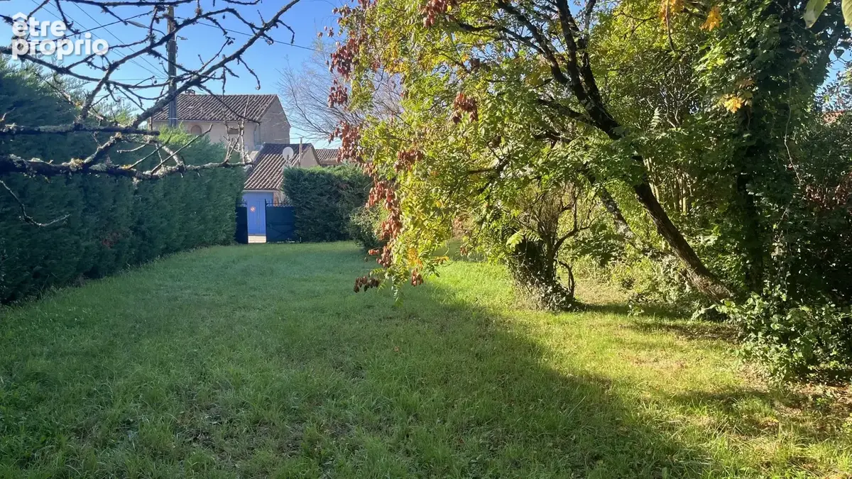 Terrain 465 m² à vendre à Villebrumier (82370) - photo 1