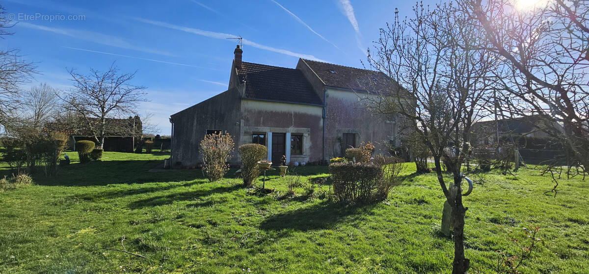 Maison à OUDAN
