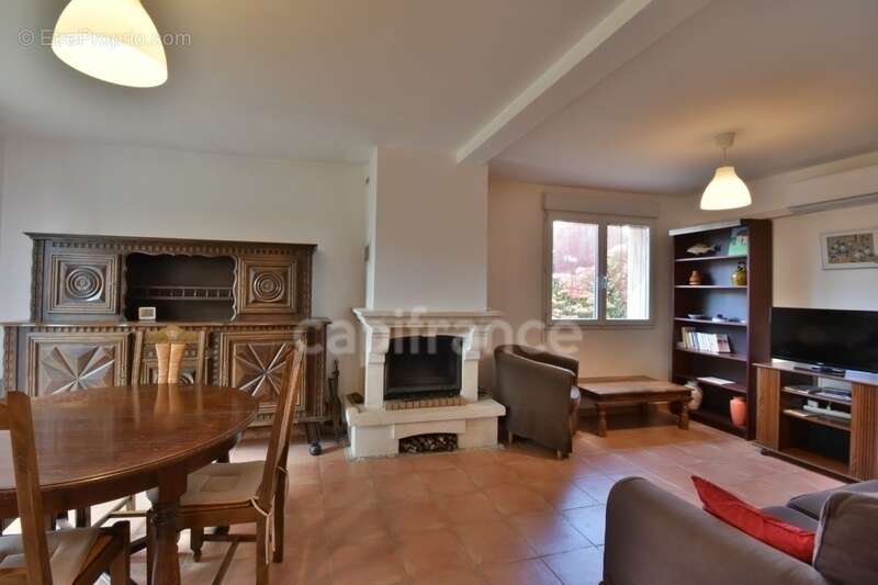 Maison 3 chambres sur plus de 4900 m2 de jardin - photo 10