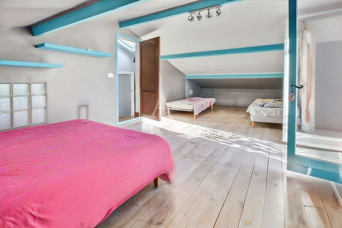 Maison à CARQUEIRANNE