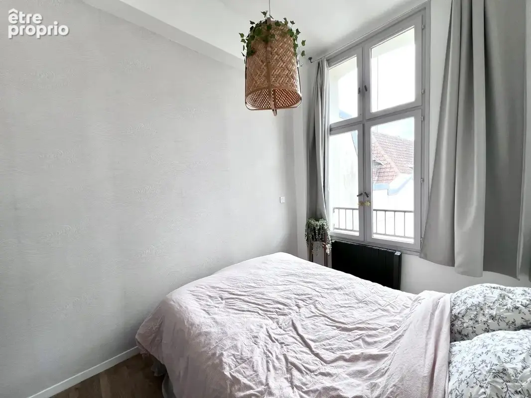 VIEUX-LILLE - Appartement de charme - photo 2