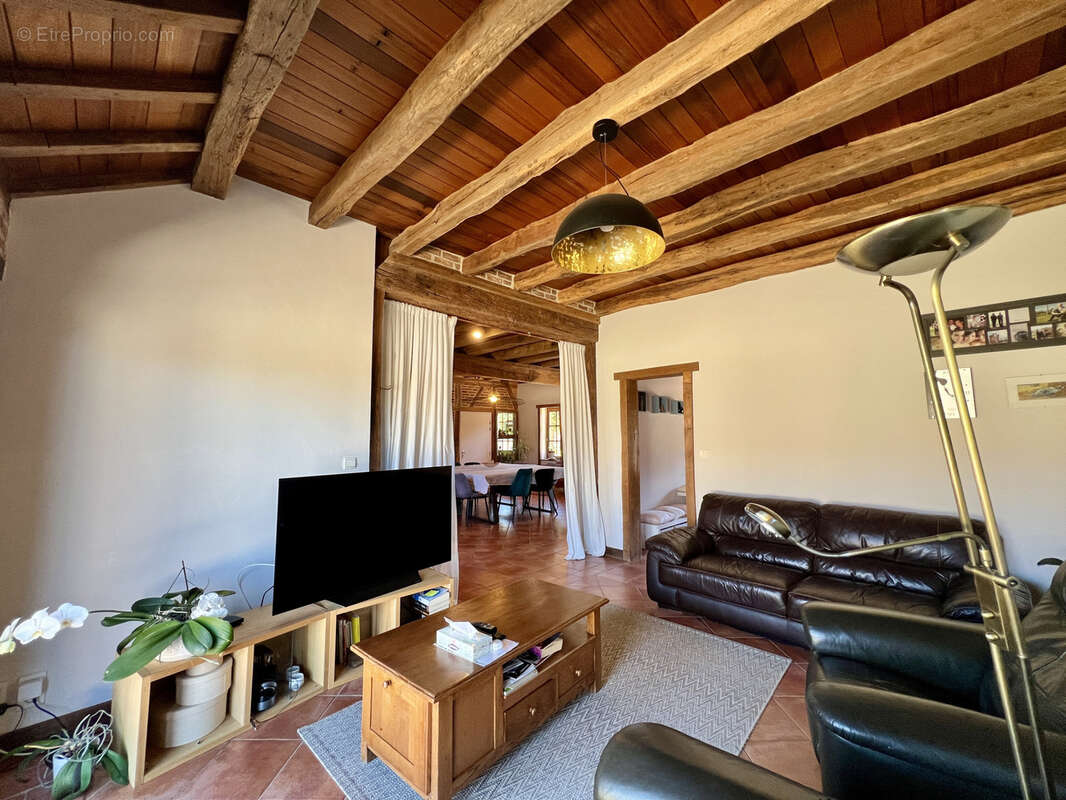 L'immobilier à 360o vous propose ce superbe complexe immobilier de caractère et d'exeption - photo 5
