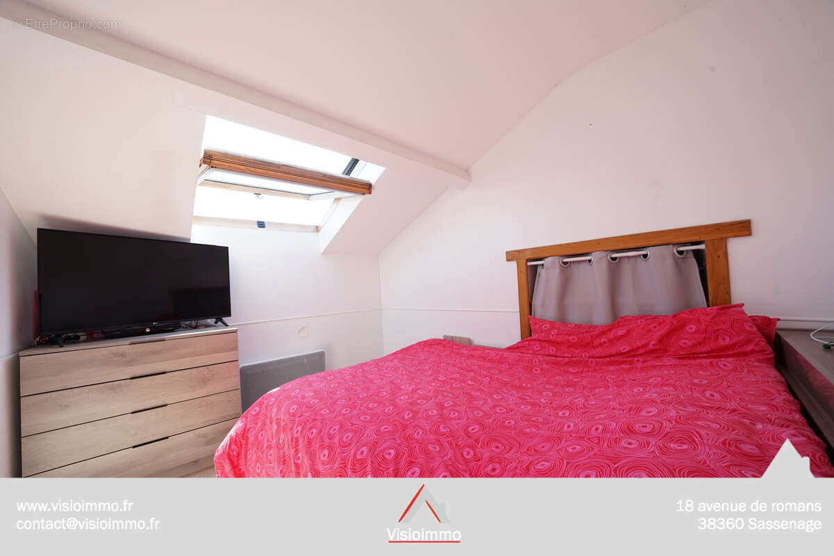 Appartement à LA TOUR-DU-PIN