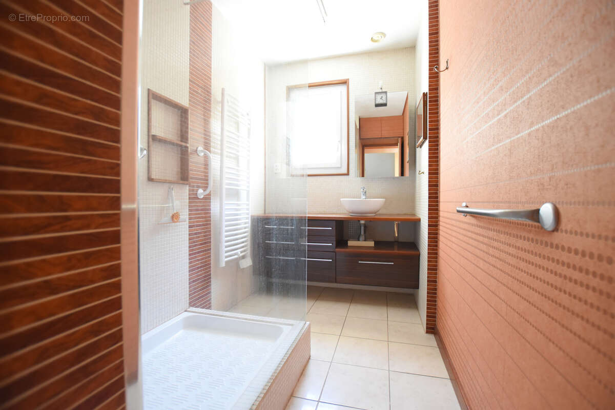 Maison à LES ESSARTS-LE-ROI