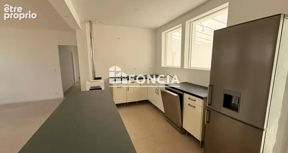 Maison lumineuse plain-pied avec jardin 15M2 de véranda en plus - photo 4