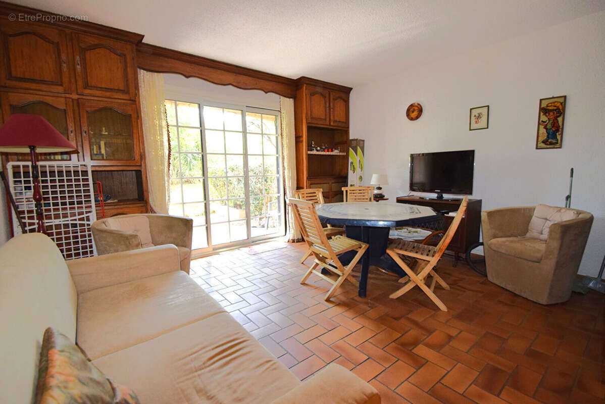 Appartement à SAINT-RAPHAEL