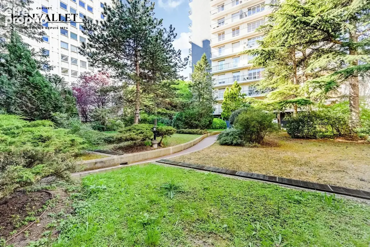 Lourmel – 2 pièces 51,60 m² – Résidence de standing avec gardien - photo 2