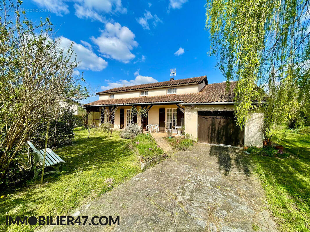 Maison à CASTELMORON-SUR-LOT