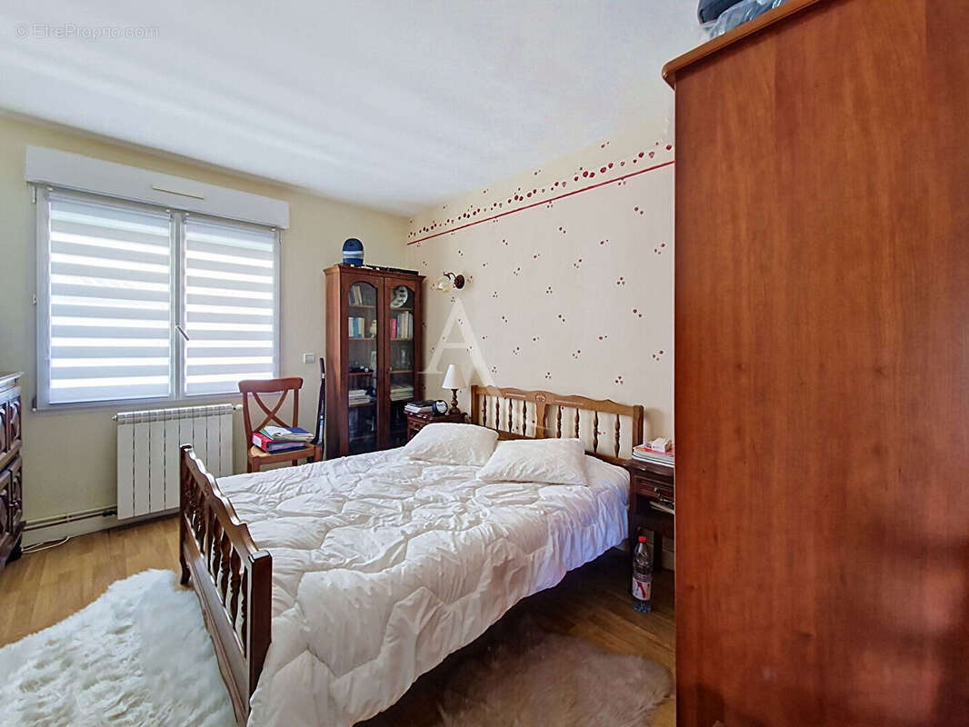 Maison 7 pièces de 145 m² - photo 4