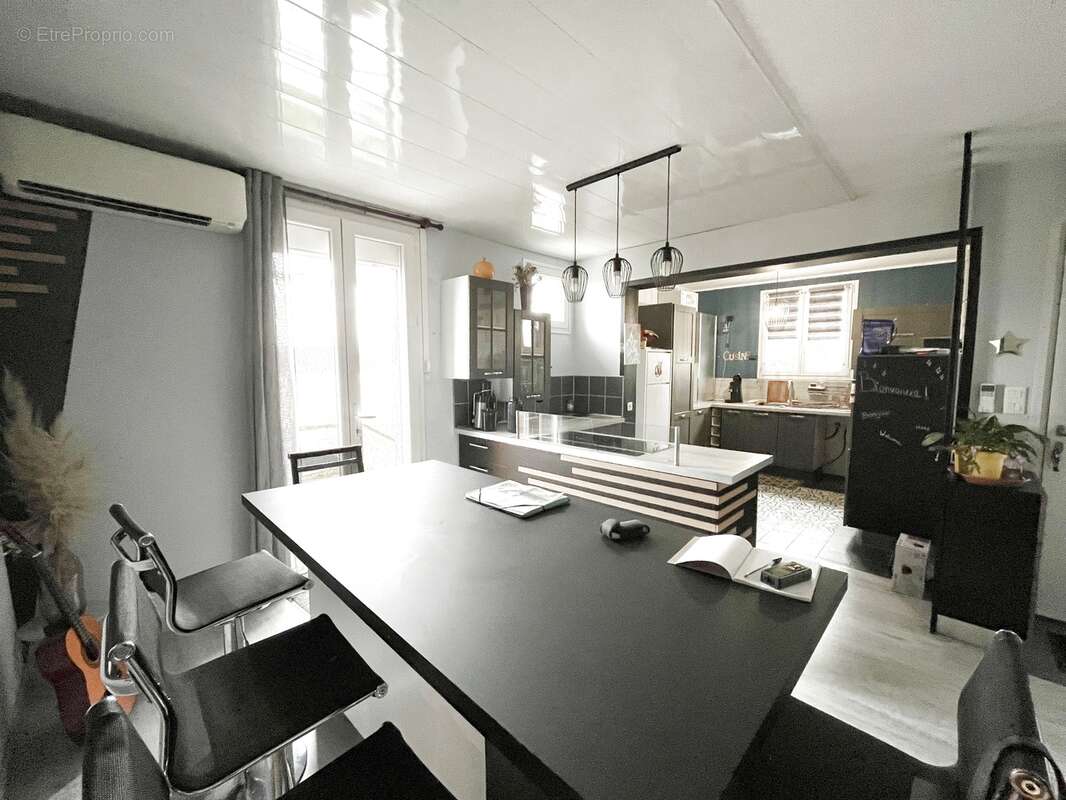 Maison à ARTIGUES-PRES-BORDEAUX