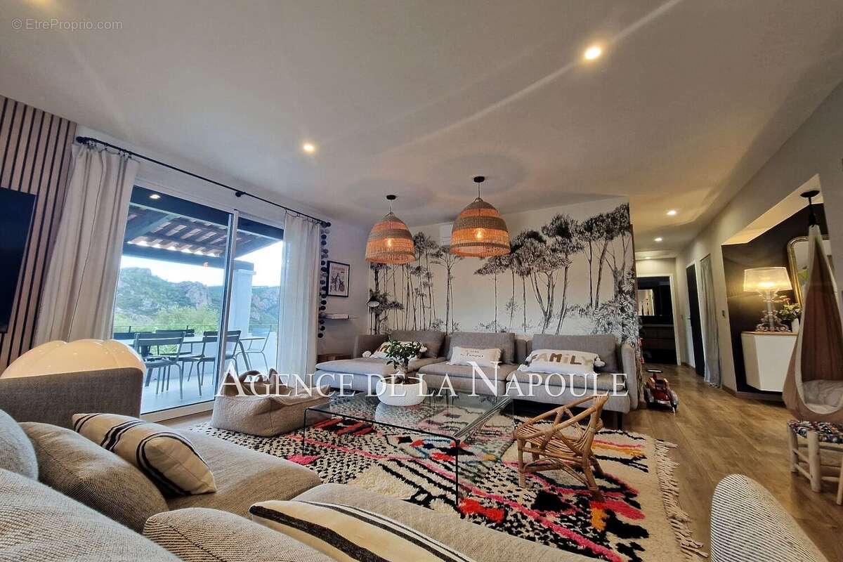 Maison à FREJUS