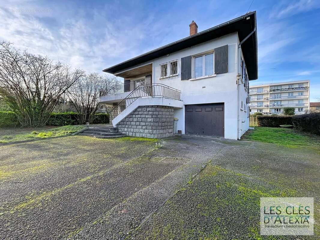 Maison à CHASSE-SUR-RHONE