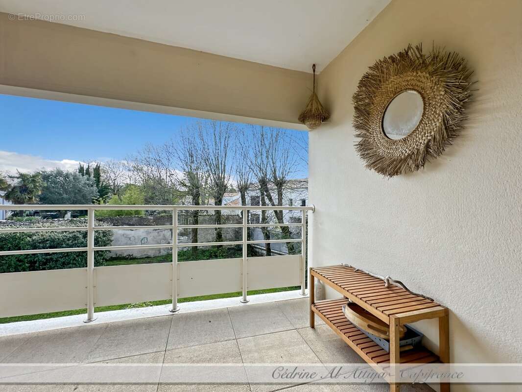 Appartement à vendre 2 pièces de 35m2 au 1er étage avec ascenseur, loggia, parking et local à vélos - photo 8