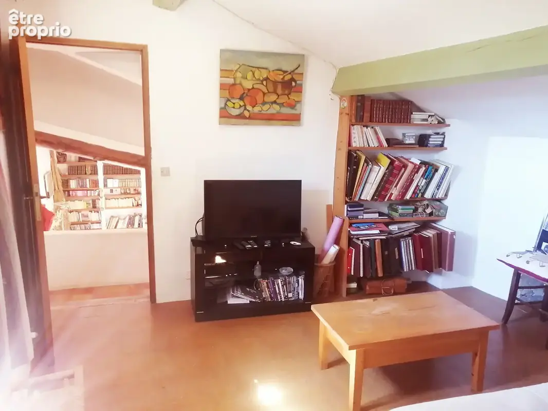 Maison de village de 159 m2 avec une terrasse et une vue imprenable sur le Luberon. - photo 8