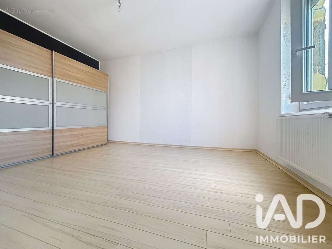 Appartement 88 m² à Yutz  - photo 8