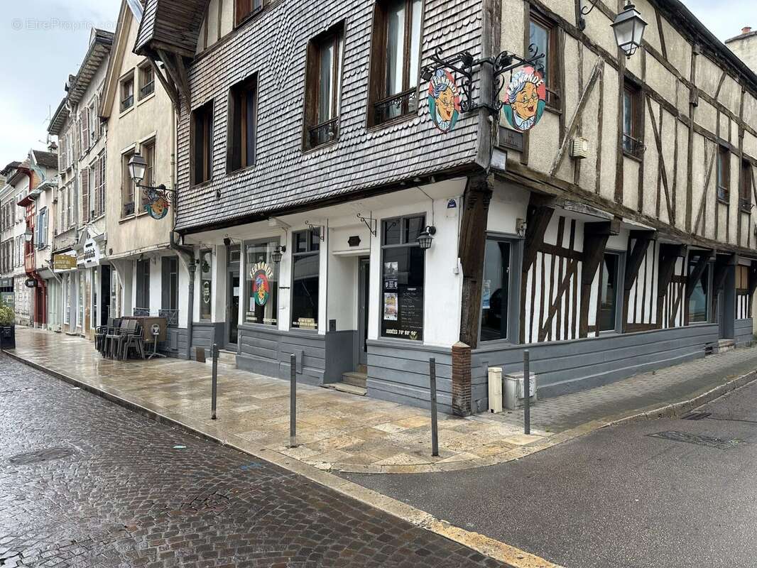 Autre à TROYES
