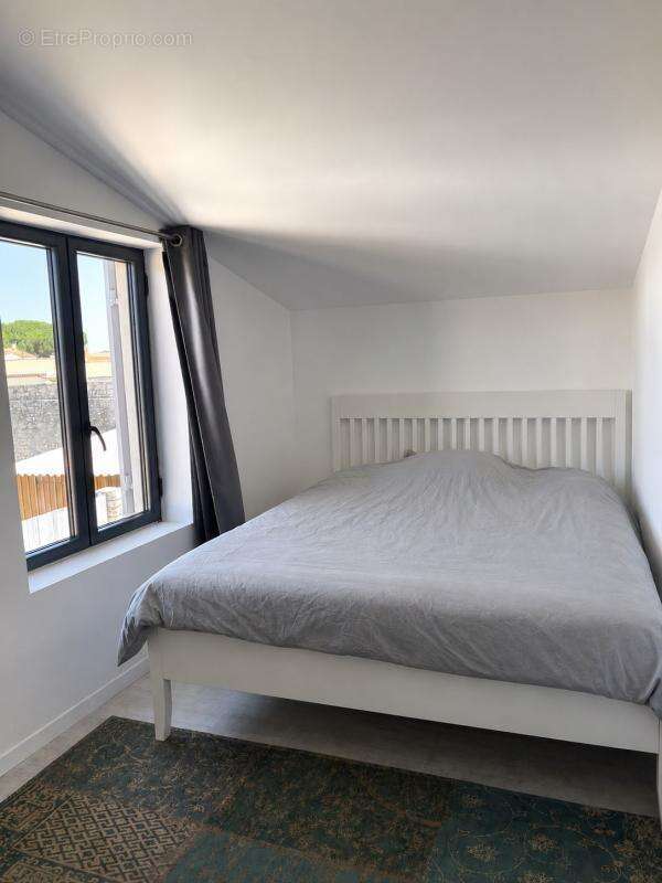 Maison entièrement rénovée - 5 chambres avec piscine et terrasses - photo 11