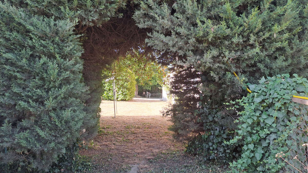 Maison de 97,5 m2 habitable sur 1630 m2 de terrain clos et arboré - photo 19