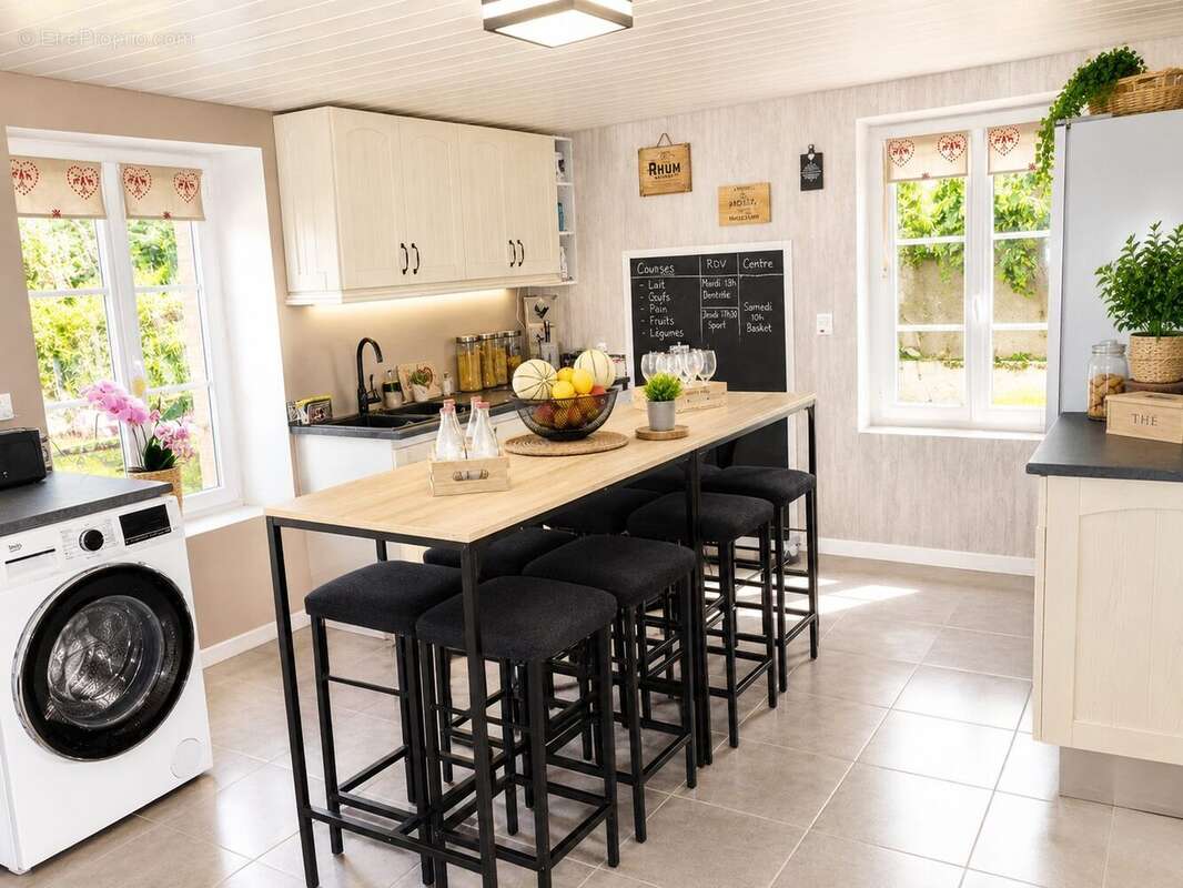Maison 316 m² à Cambronne-Les-Clermont  - photo 9