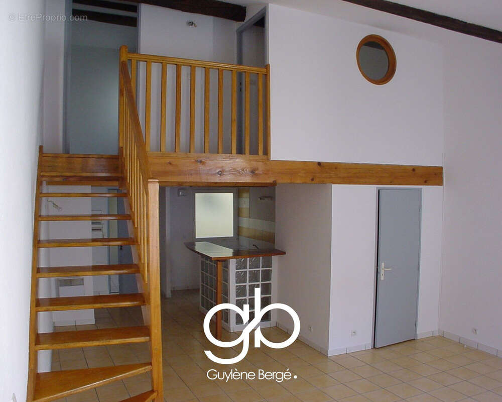 Appartement à LUNEL