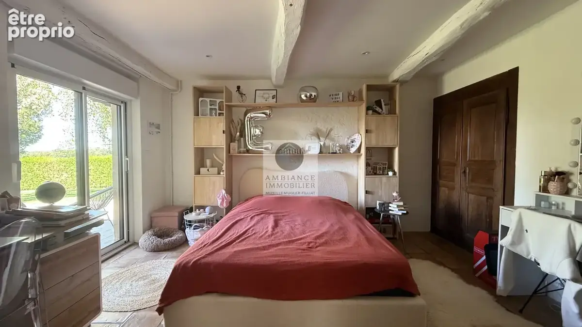 Propriété de caractère avec piscine - photo 21