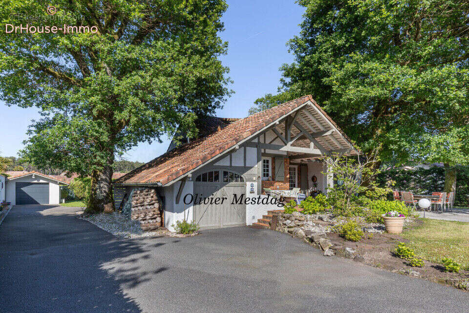 Maison 145 m² à Saint-Vincent-De-Tyrosse  - photo 23
