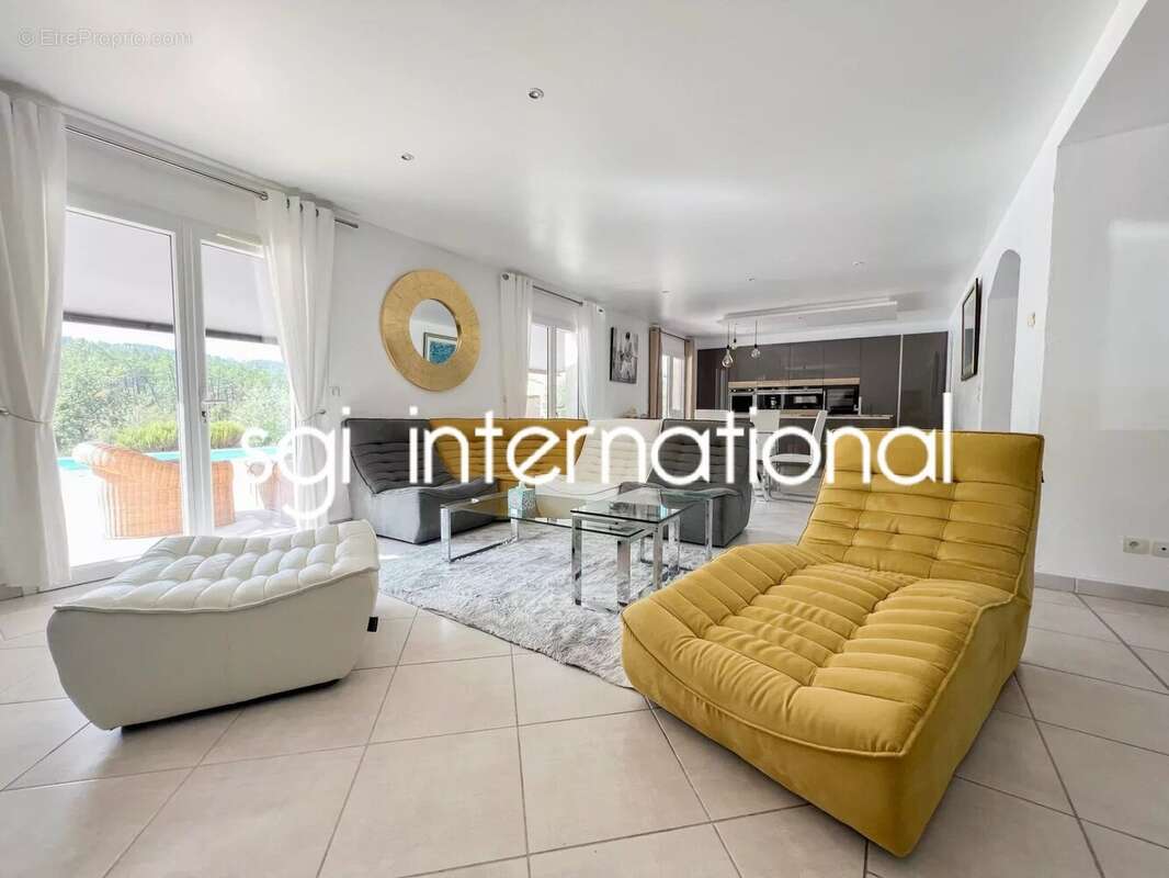 Maison à SAINTE-MAXIME