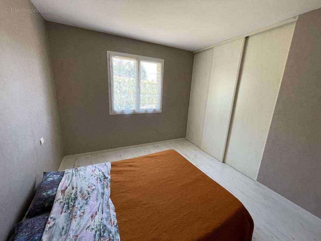 Maison 106 m² à Saint-Julien-L'ars  - photo 6