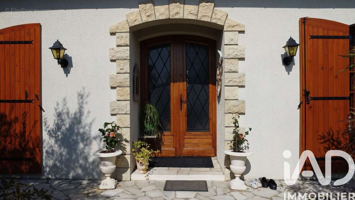 Photo 3 - Maison à COUTRAS