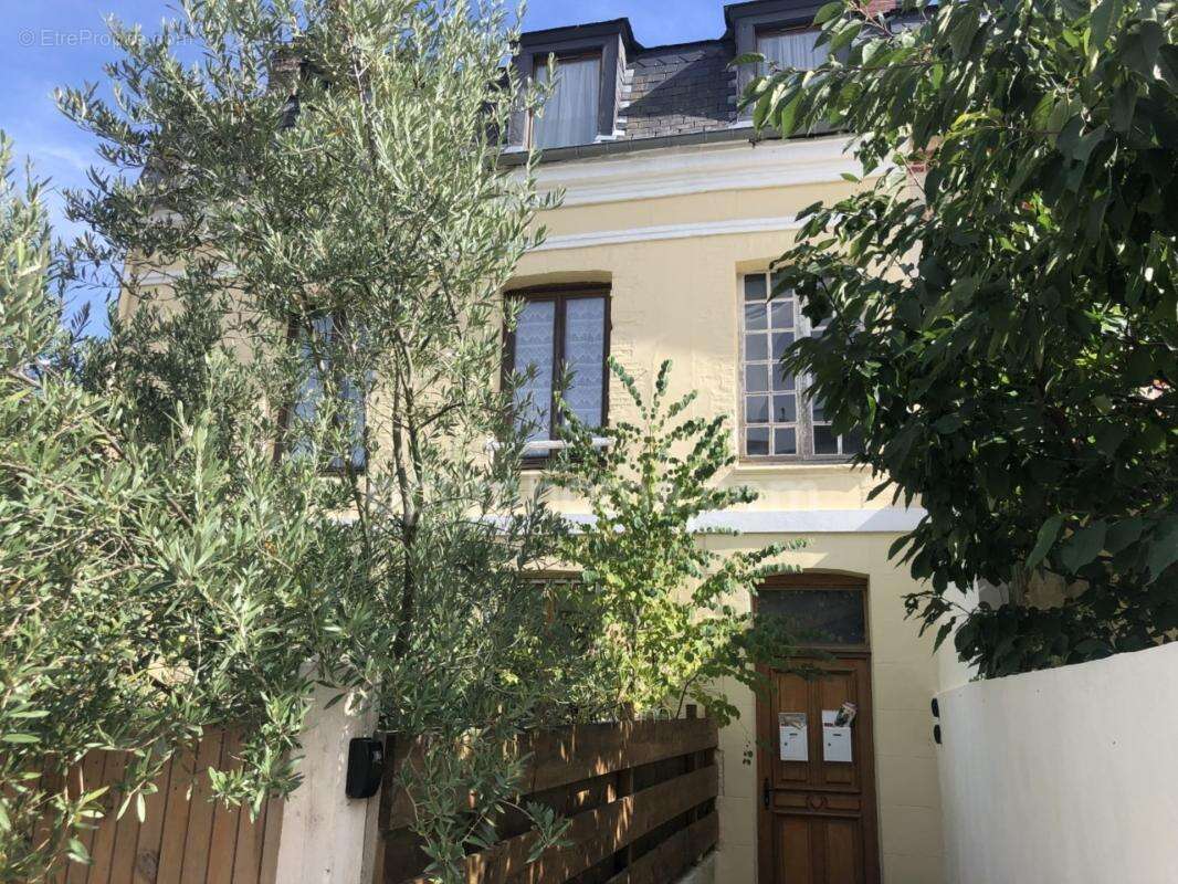 Appartement t2 honfleur centre – 52 m² – charme – vieux bassin à pied – faibles charges - parking a proximite - photo 9