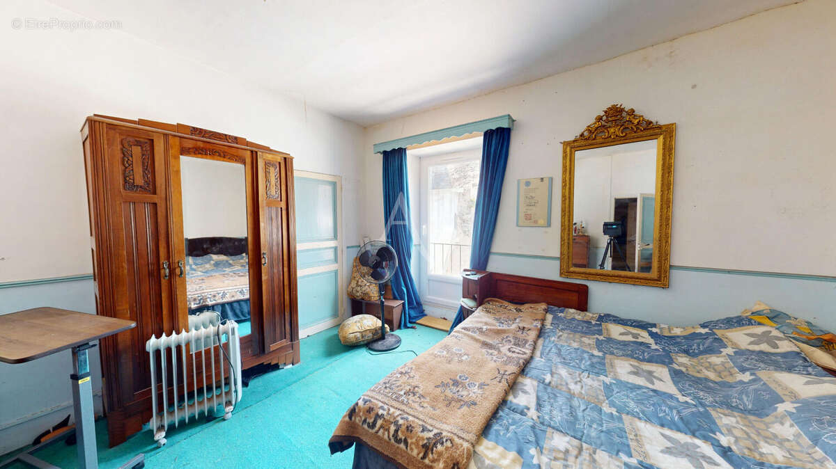 Maison à CUXAC-CABARDES