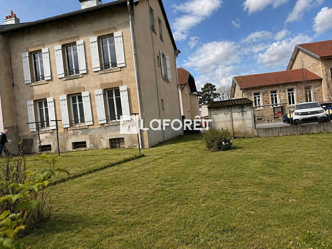 Appartement à GOLBEY