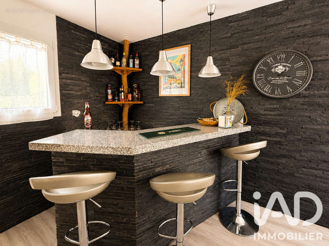 Maison 120 m² à Targon  - photo 6