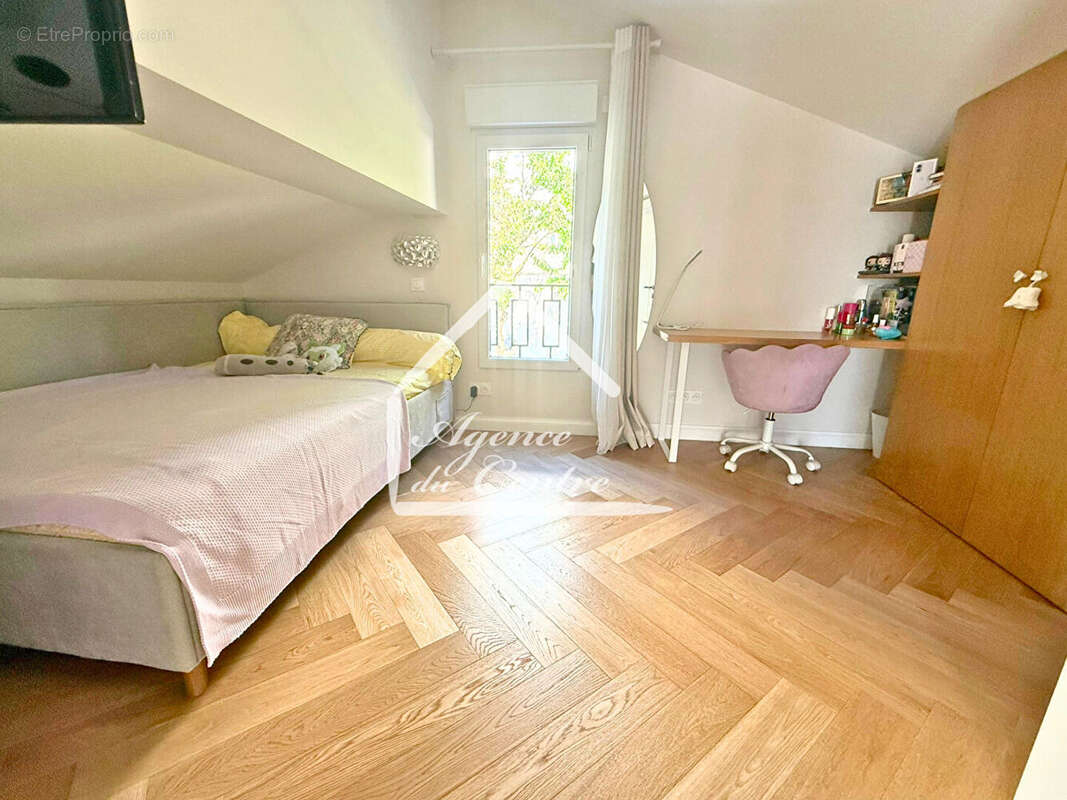 Centre - Ville - MAISON d'Architecte d'exception - photo 10