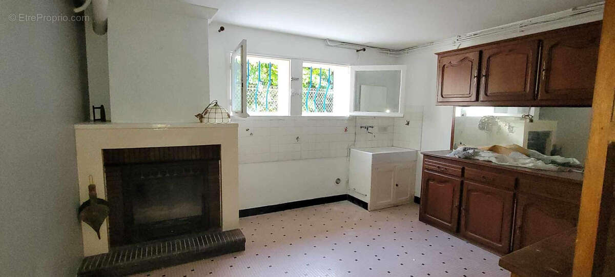 Maison à SAINT-FORT-SUR-GIRONDE