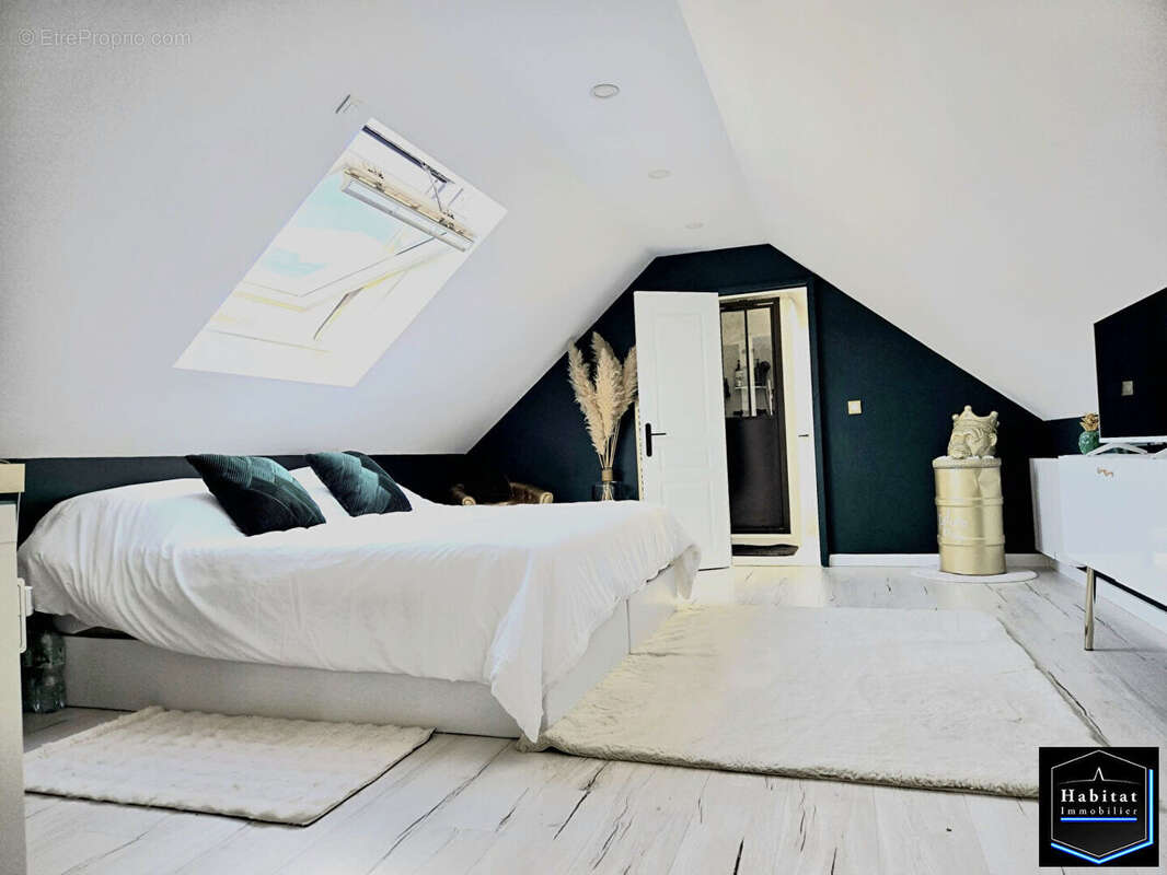 Maison à NANTEUIL-LE-HAUDOUIN