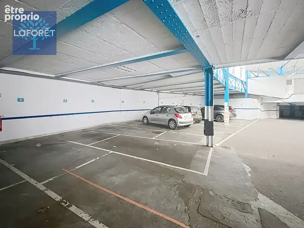 Chaumont 10 places de parking - photo 3