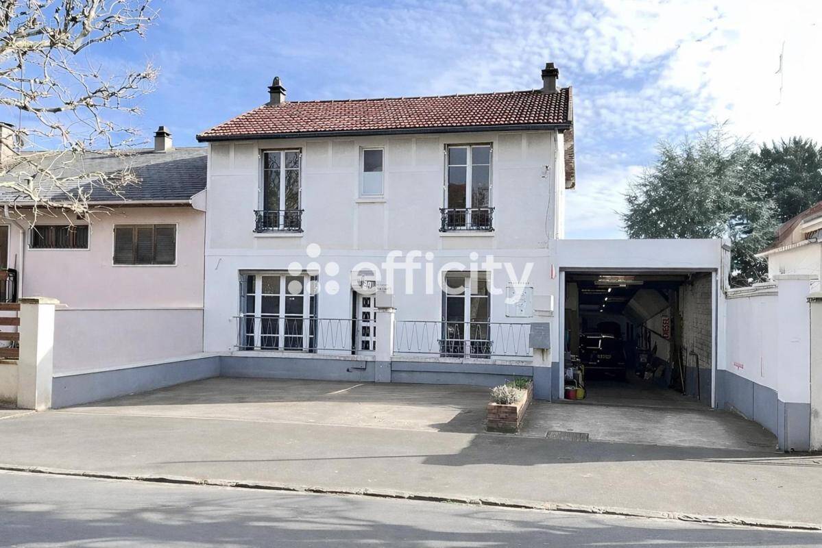 Commerce à VERRIERES-LE-BUISSON