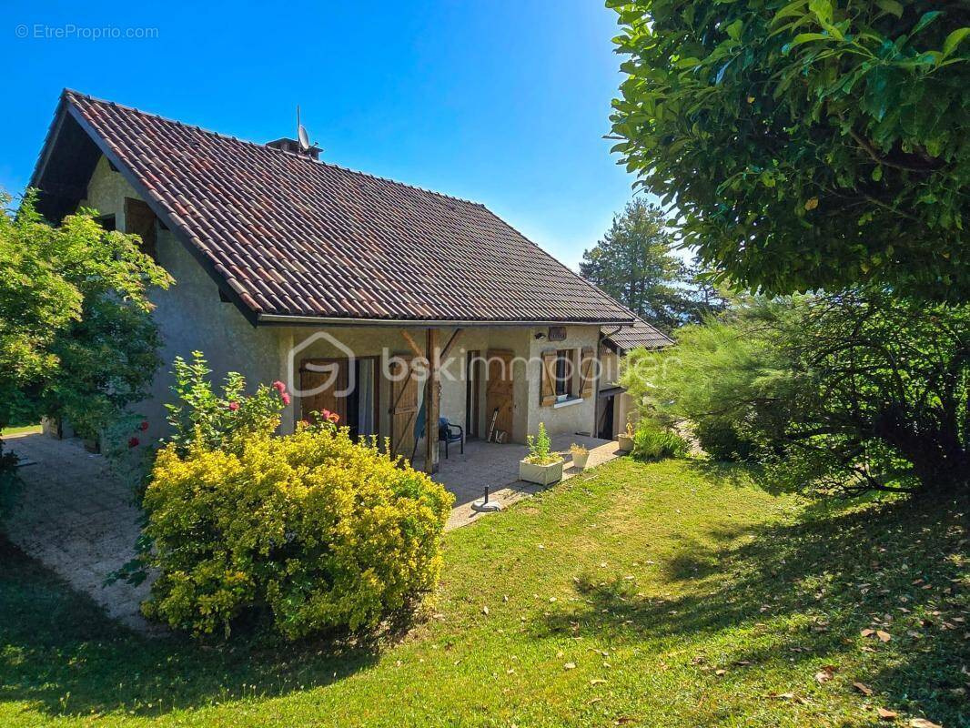 Maison à CLAIX