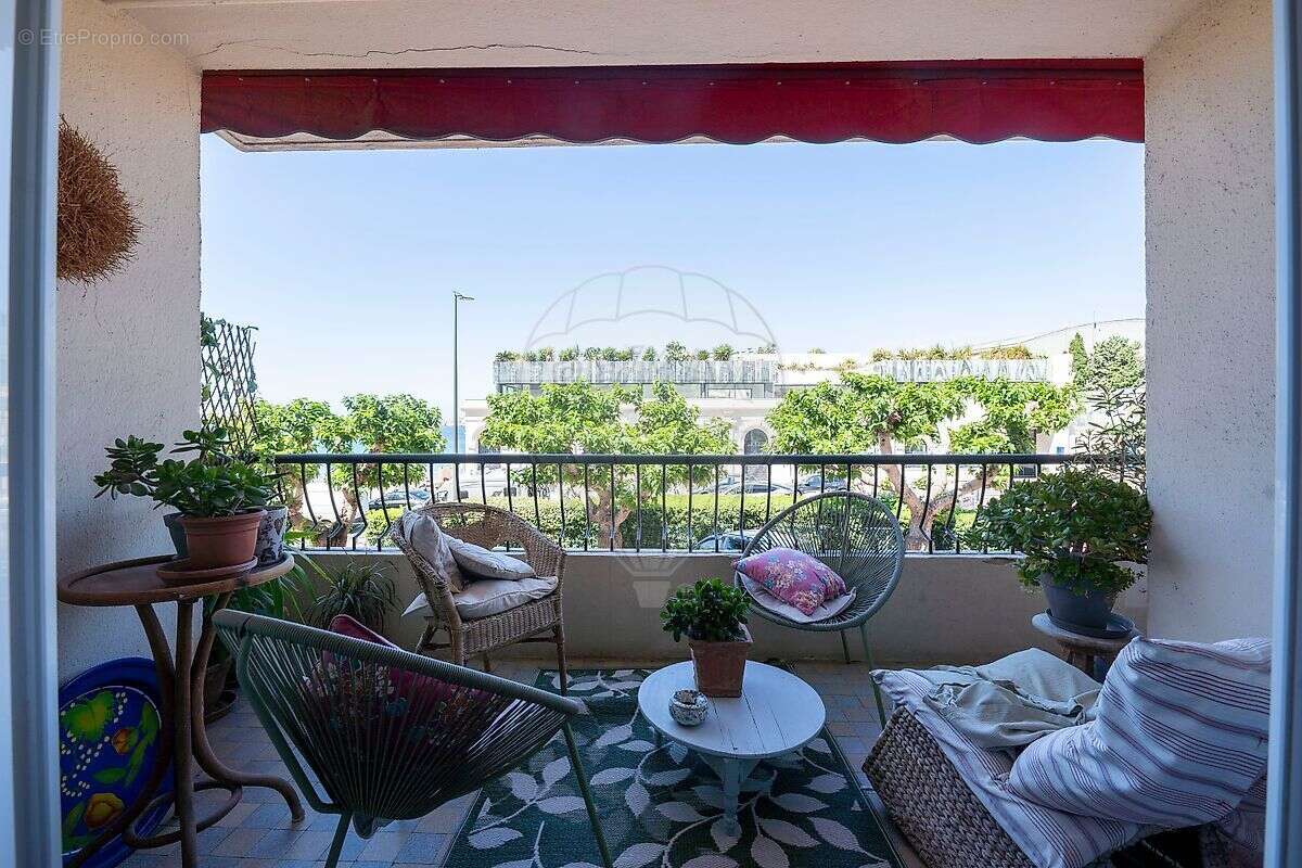 Appartement à MARSEILLE-7E