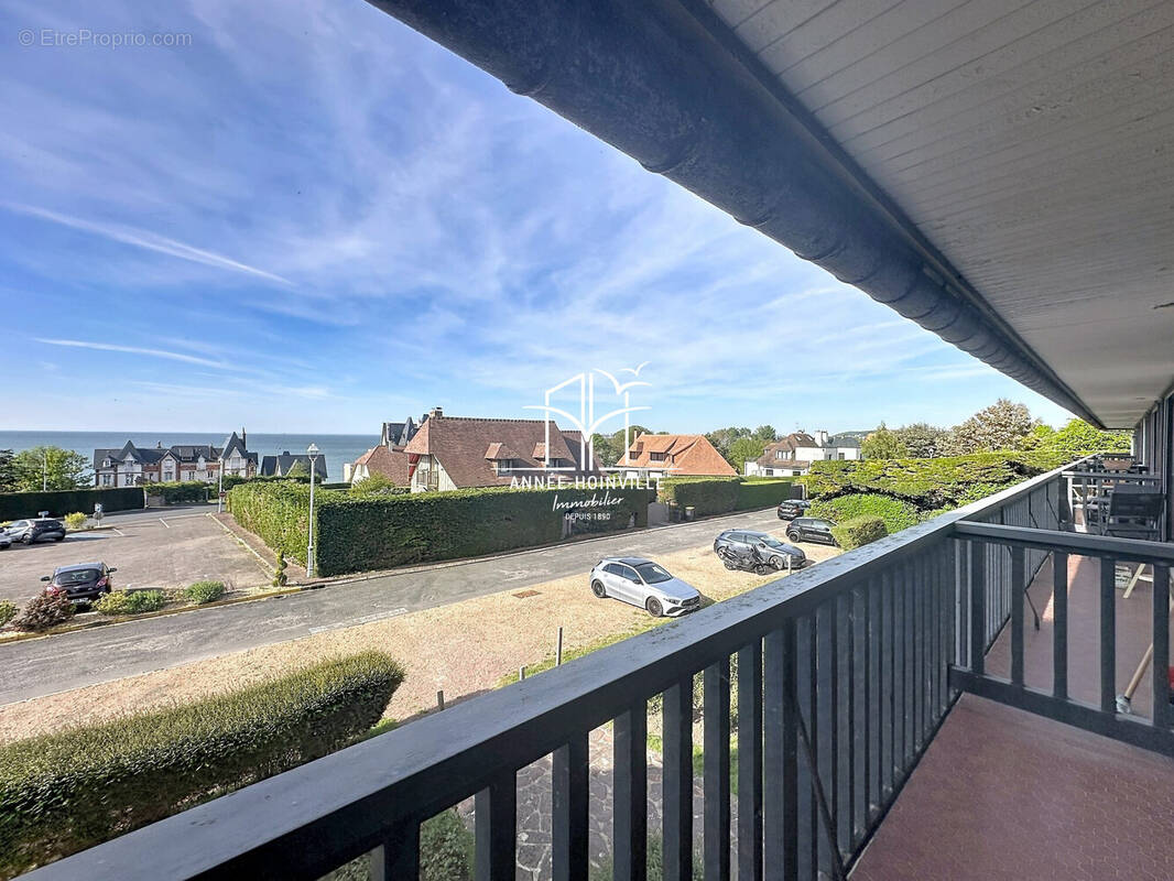 Appartement à BENERVILLE-SUR-MER