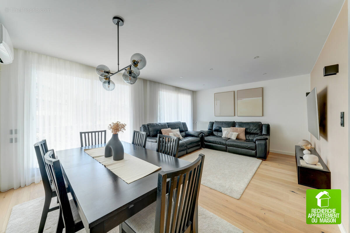 Appartement à LYON-8E