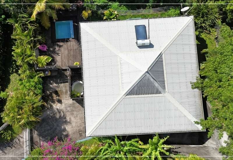 Les Trois-Îlets (972)  SOUS OFFRE Maison T4 -186 m² au sol avec grande terrasse, piscine et appartement T2 indépendant à vendre - photo 19
